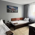 Atmosfera Nocleg ze śniadaniem 3*