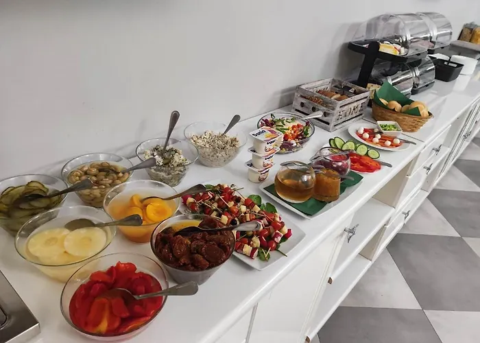 Oda ve Kahvaltı Atmosfera 3*